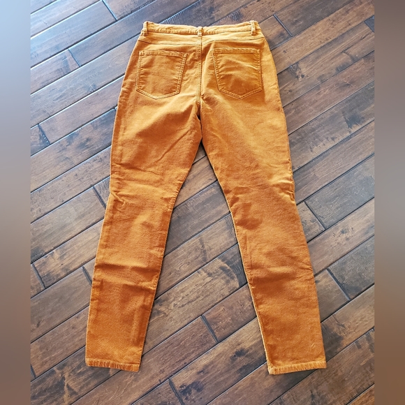 EUC CAbi Button Fly Skinny Corduroy pants sz 10 - Picture 4 of 5